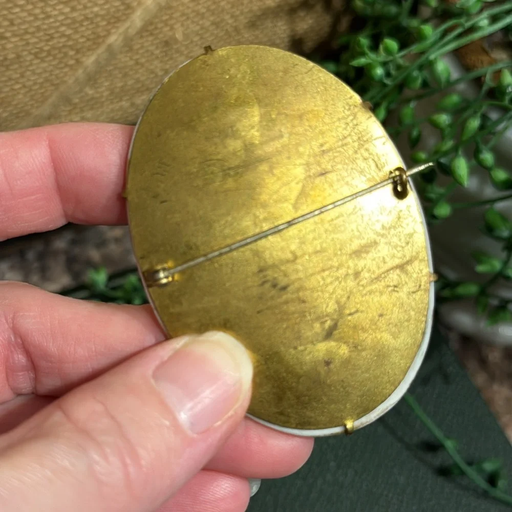 Vintage Floral Brooch with Gold Trim
